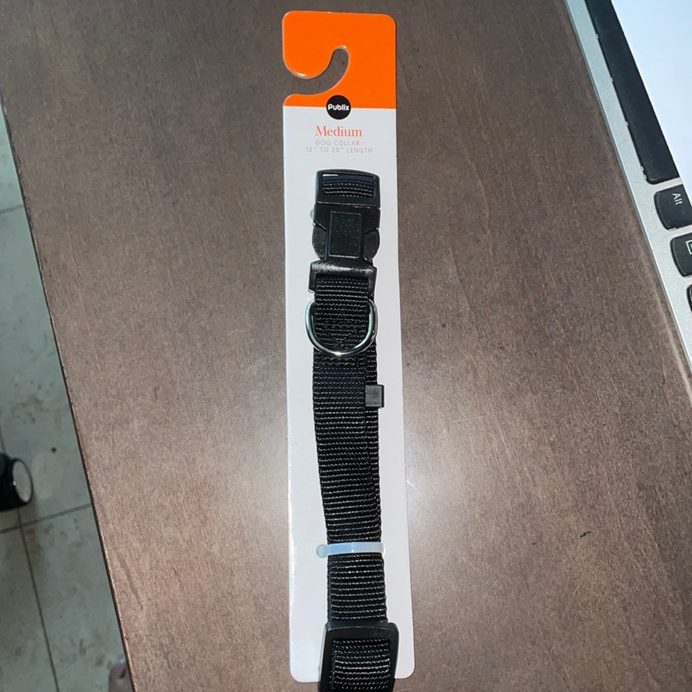 Medium 🐶 Dog Collar